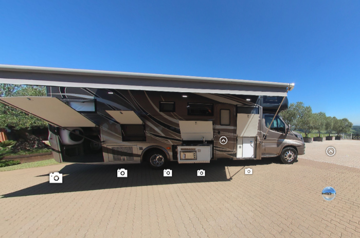 <p><!--StartFragment --></p>

<p>Já pensou em entrar num motor home, abrir cada porta, espiar os detalhes e sentir o clima da viagem... tudo isso sem sair de casa? Com o Tour Virtual 360º da Vettura Motor Homes, isso é possível!</p>

<p>Nossa experiência imersiva permite que você caminhe (virtualmente!) por dentro dos nossos modelos, veja cada cantinho em alta definição e descubra como é viver sobre rodas com estilo, conforto e liberdade.</p>

<p><!--EndFragment --></p>
